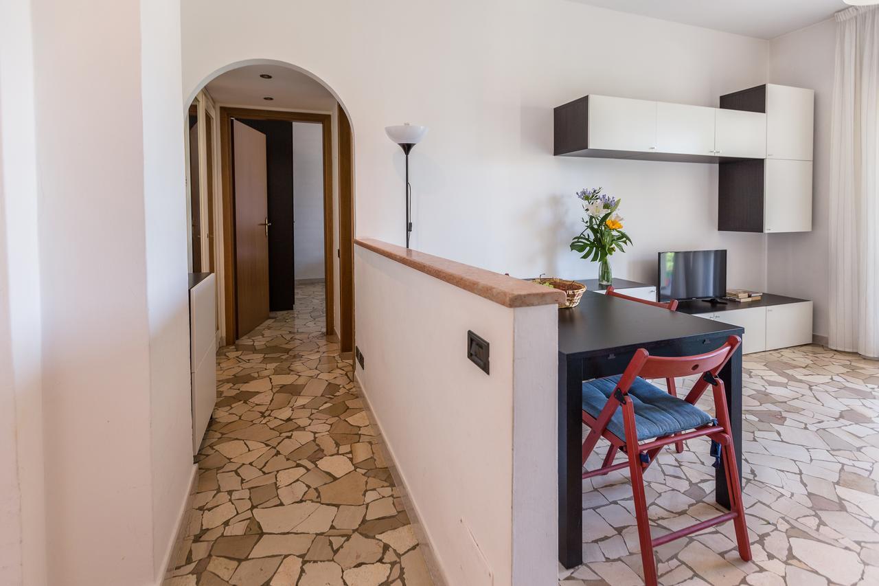 Linate Airport Apartment Milão Exterior foto