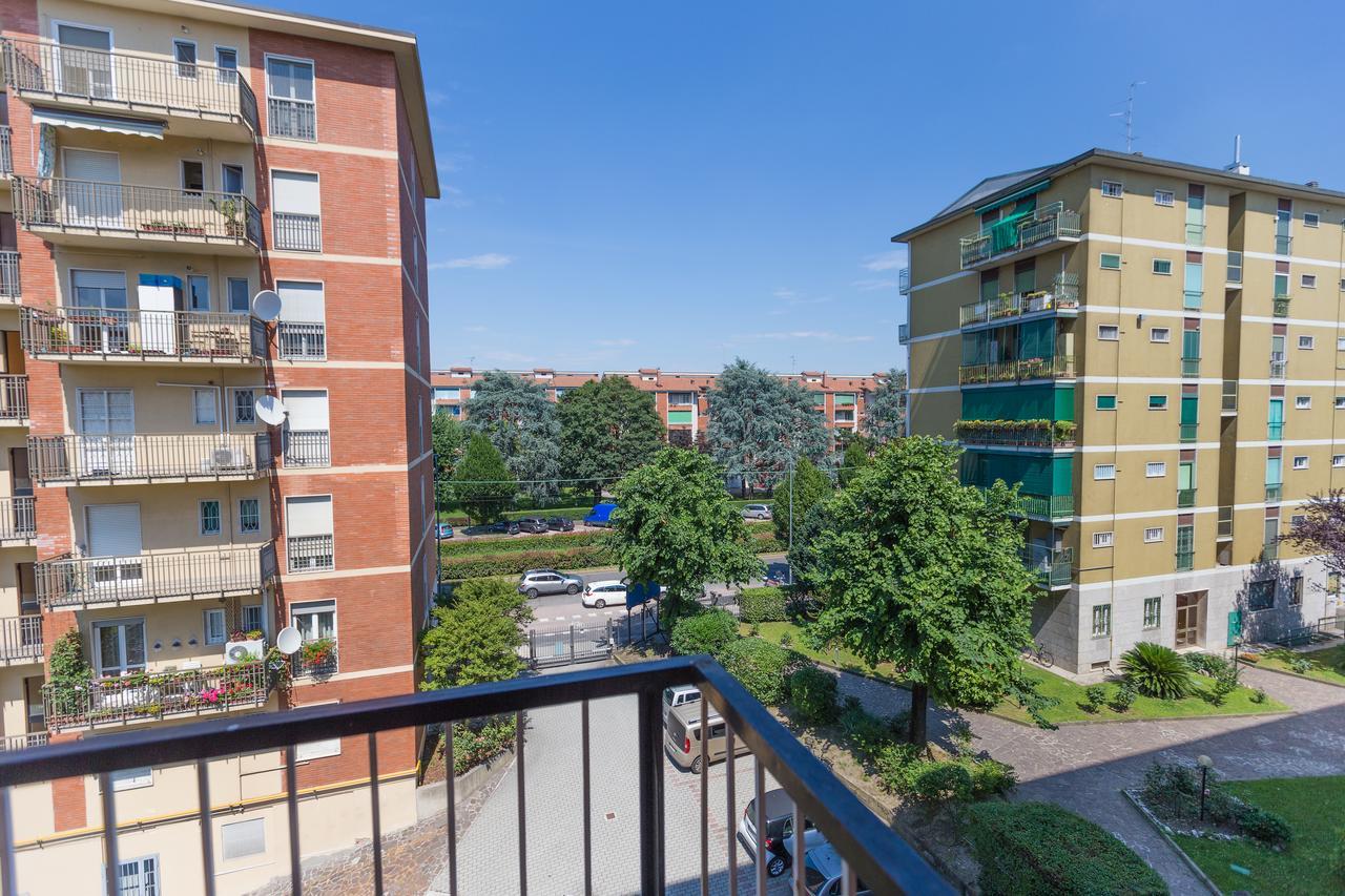 Linate Airport Apartment Milão Exterior foto