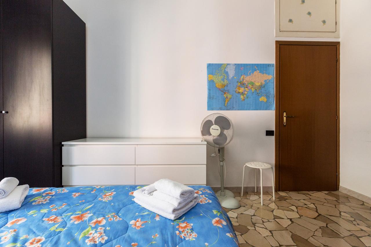 Linate Airport Apartment Milão Exterior foto